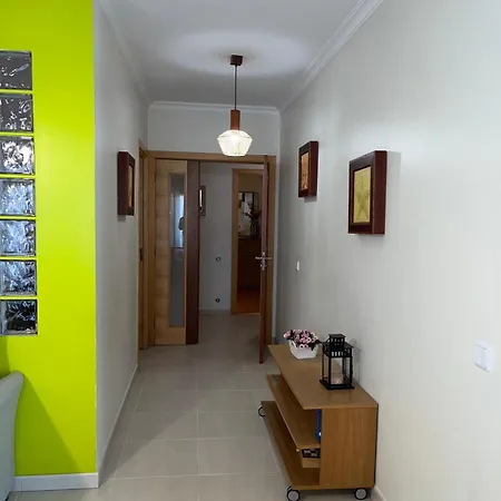 Beira-mar, Casinha Sub-vila Apartamento Nazaré